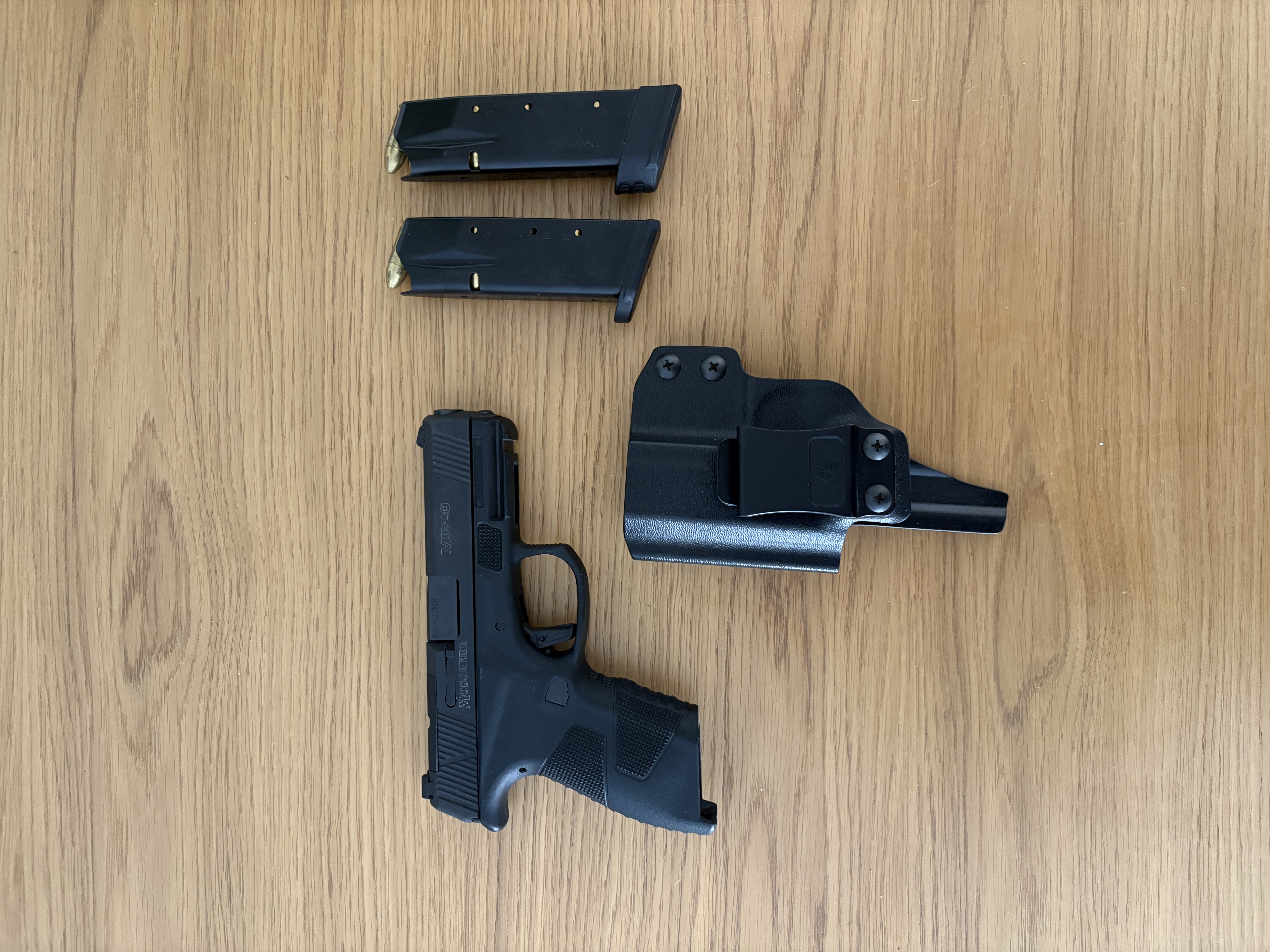 Mossberg MC2C במצב חדש. מגיע עם 2 מחסניות של 16 ו14. 3