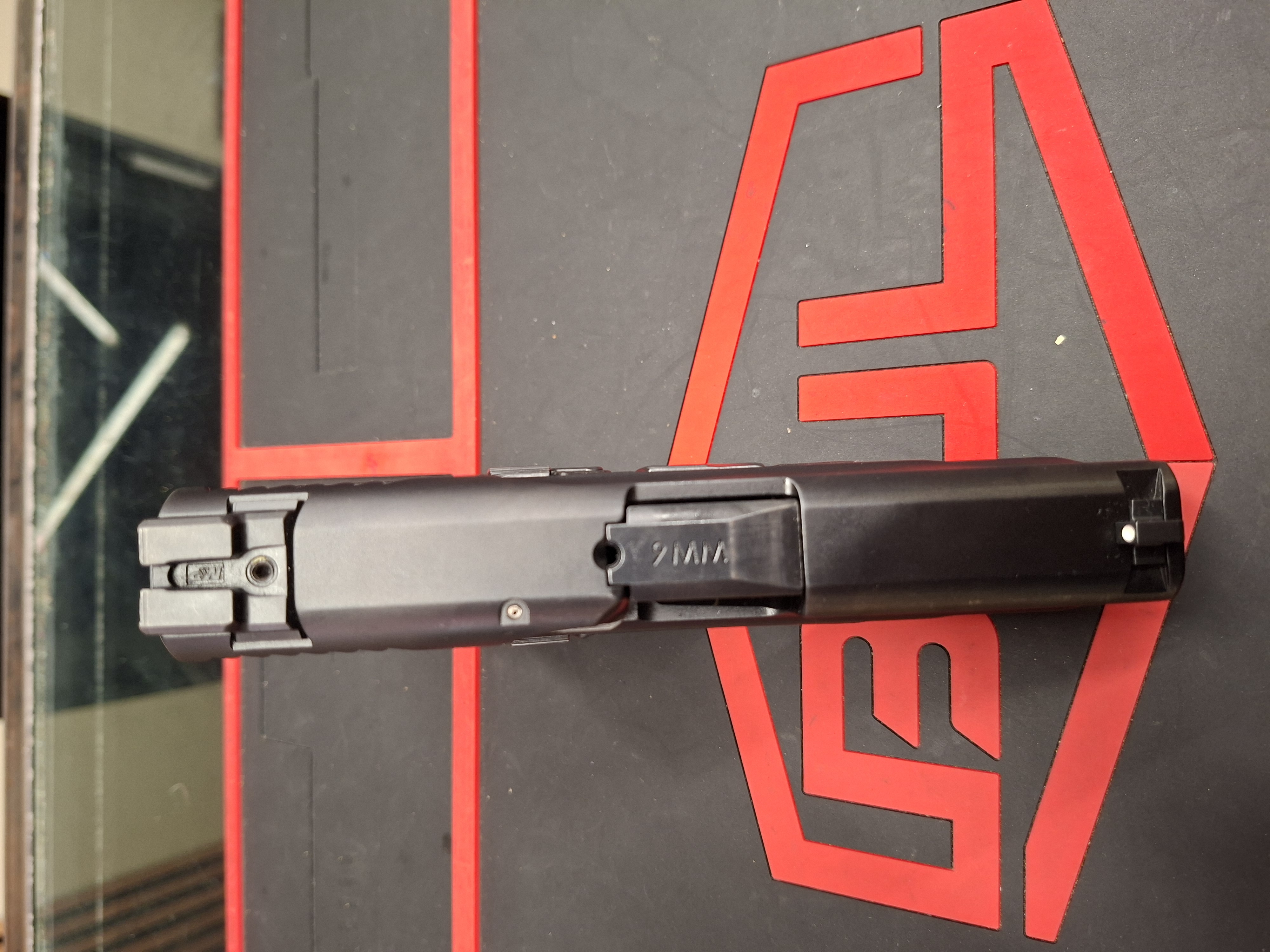 M&P M2.0 Compact 3.6" כולל 4 מחסניות העברת בעלות ועוד 3