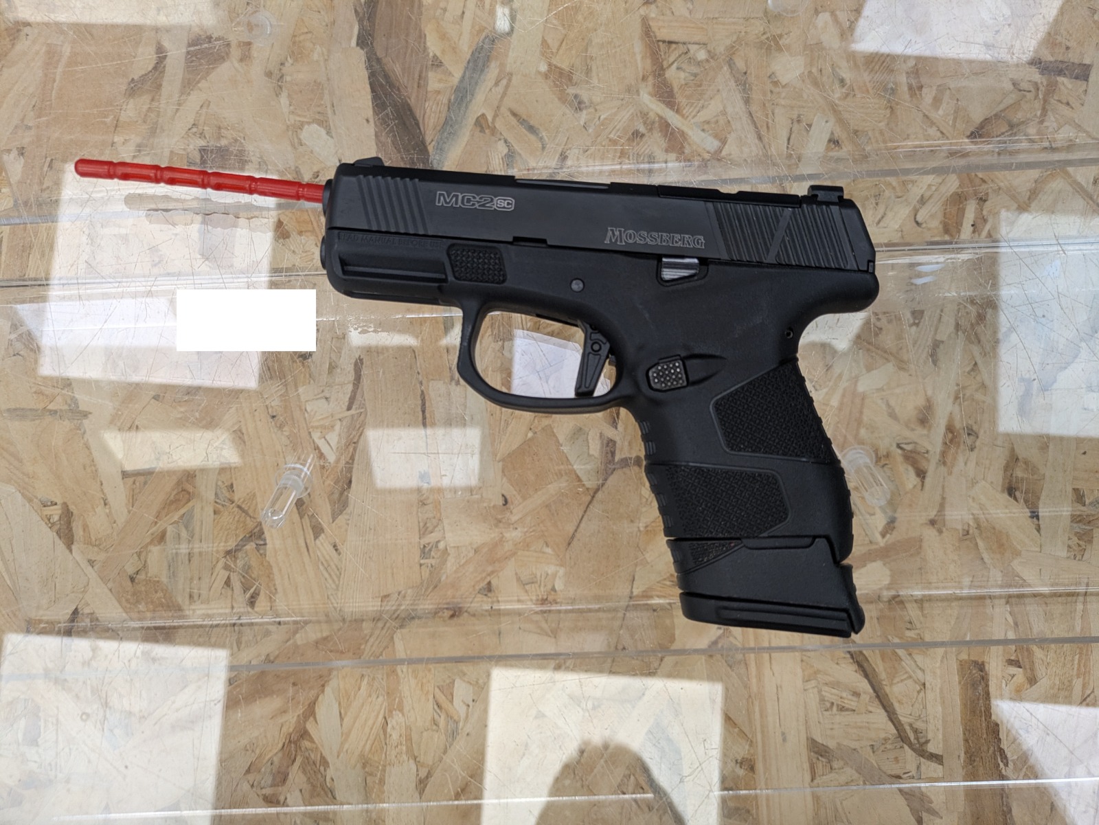למכירה אקדח MOSSBERG במצב כחדש