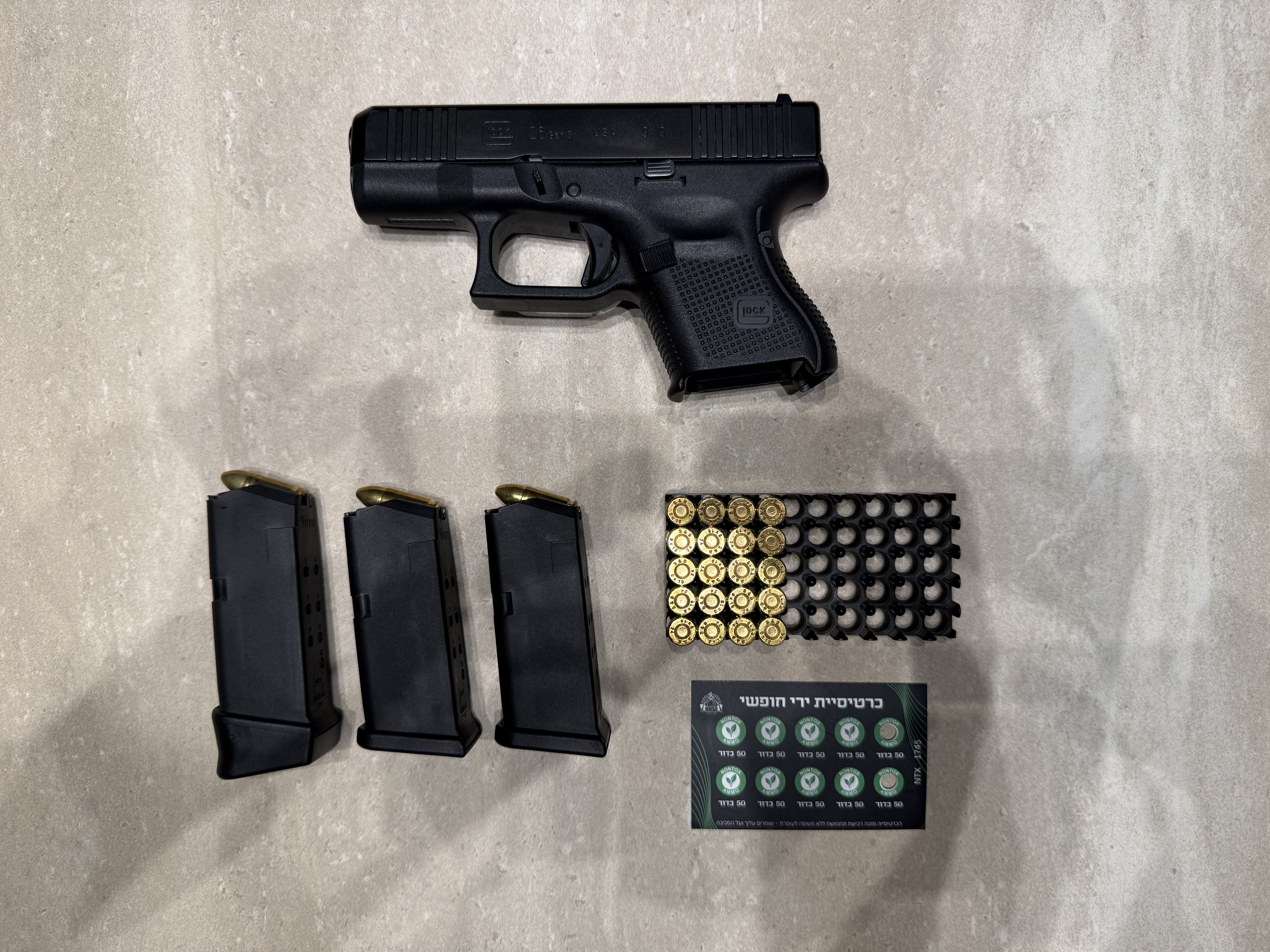 Glock 26 Gen 5 במצב מצוין כמו חדש עם 3 מחסניות 2