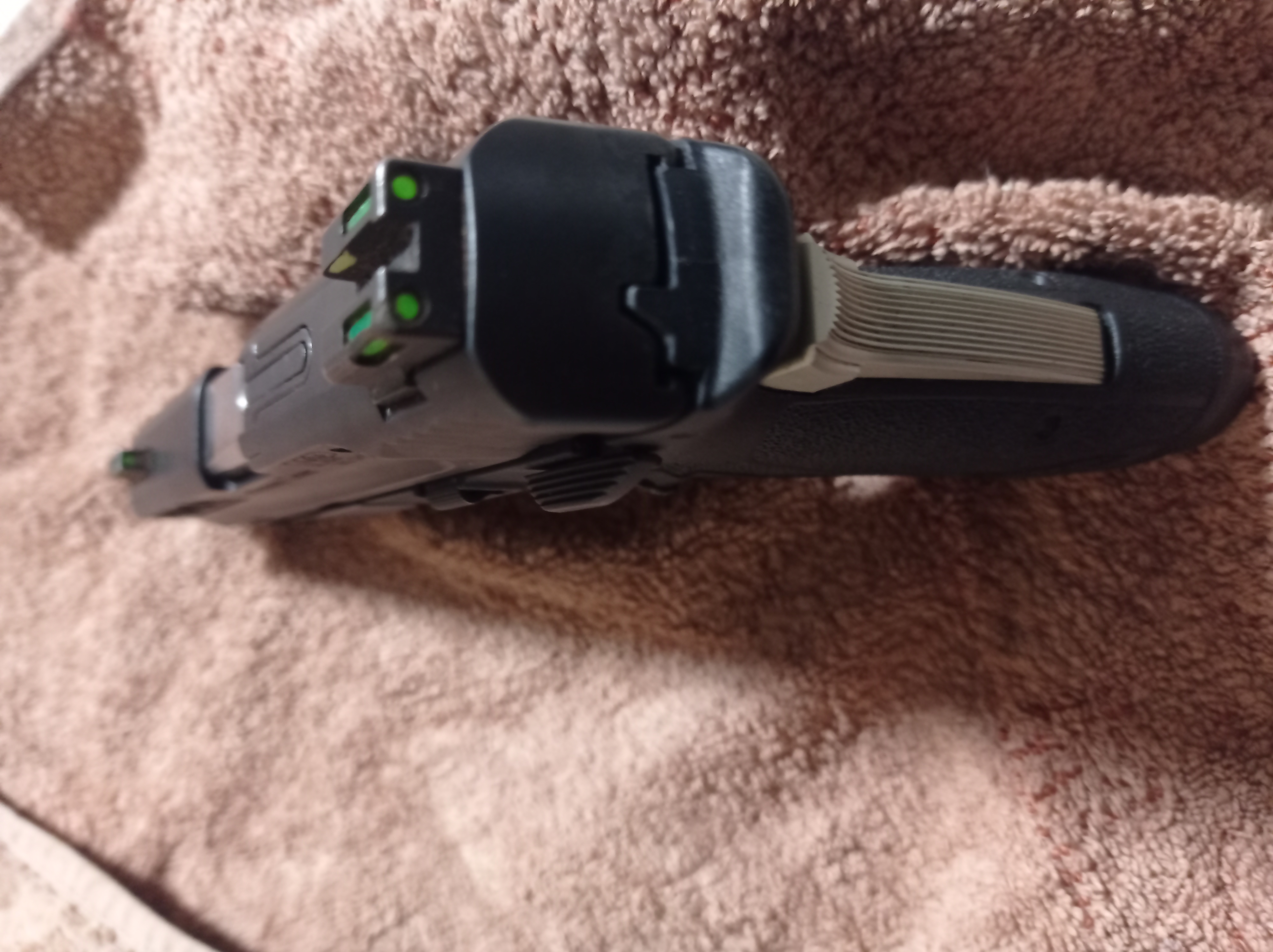  אקדח smith wesson במצב מצוין    3