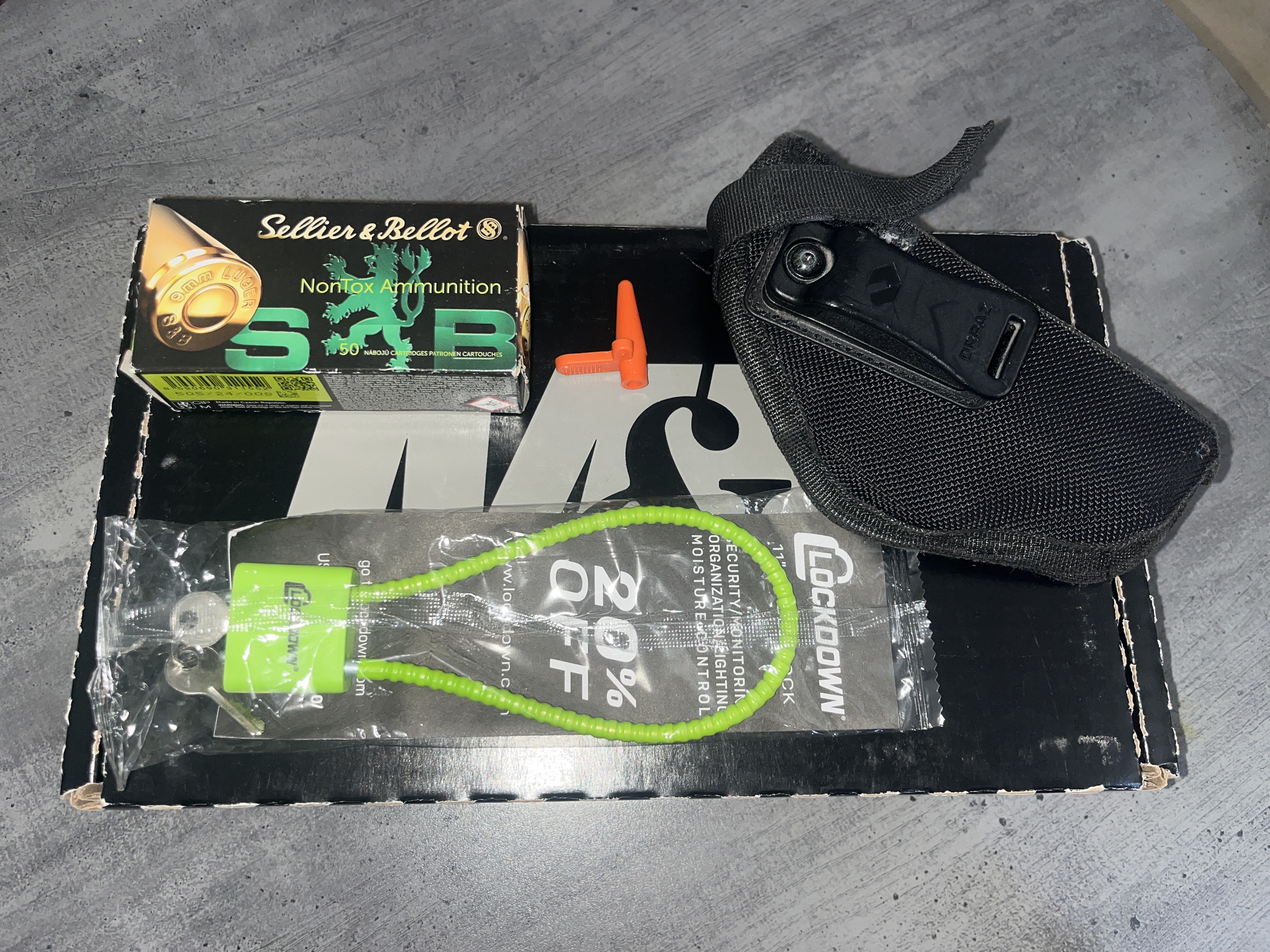 S&W M&P SHIELD PLUS במצב חדש ומצויין!!! 3